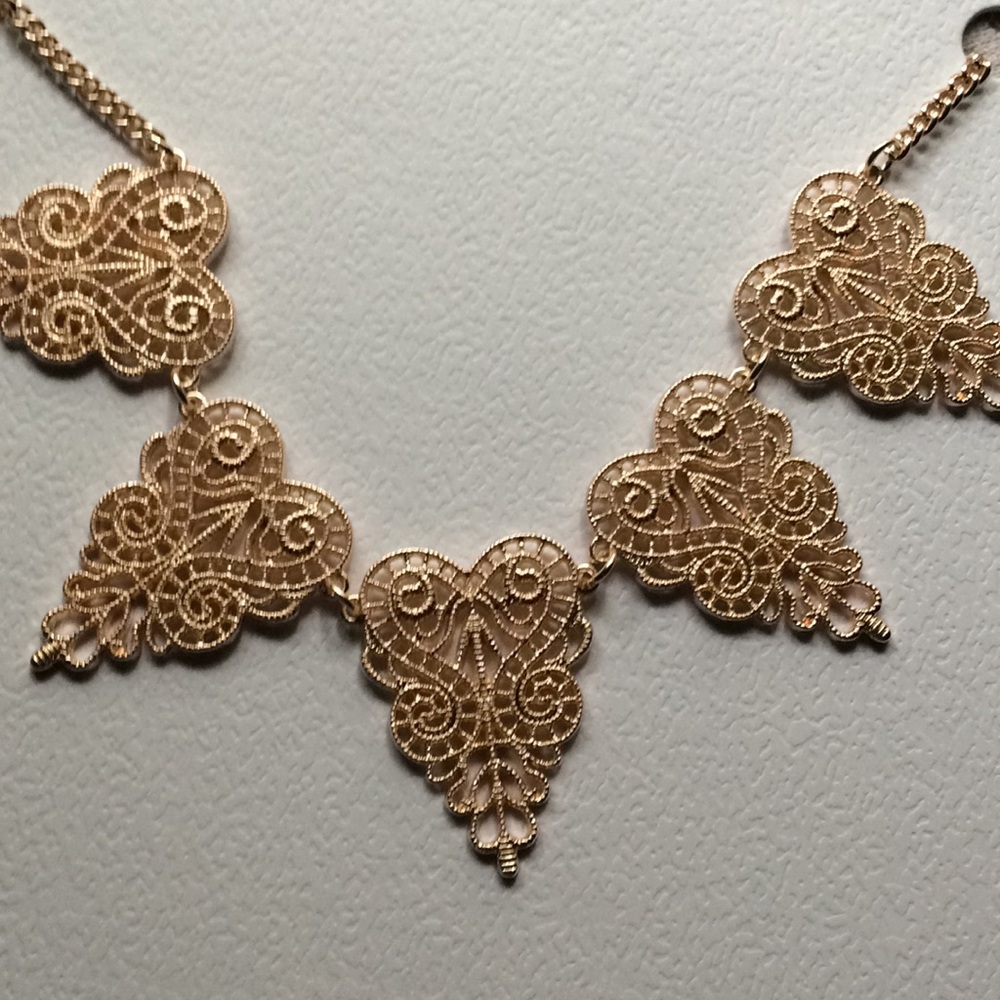 Necklace - Picture 4 of 7